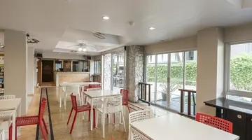 BELLA VILLA PATTAYA 3rd ROAD (ex. BELLA VILLA SERVICED APARTMENT)