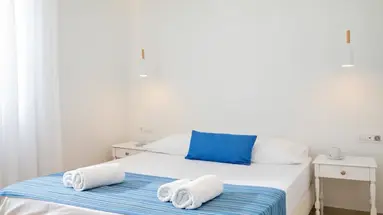 Bella Vista Beach Hotel and Studios