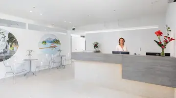 Bella Vista Beach Hotel and Studios