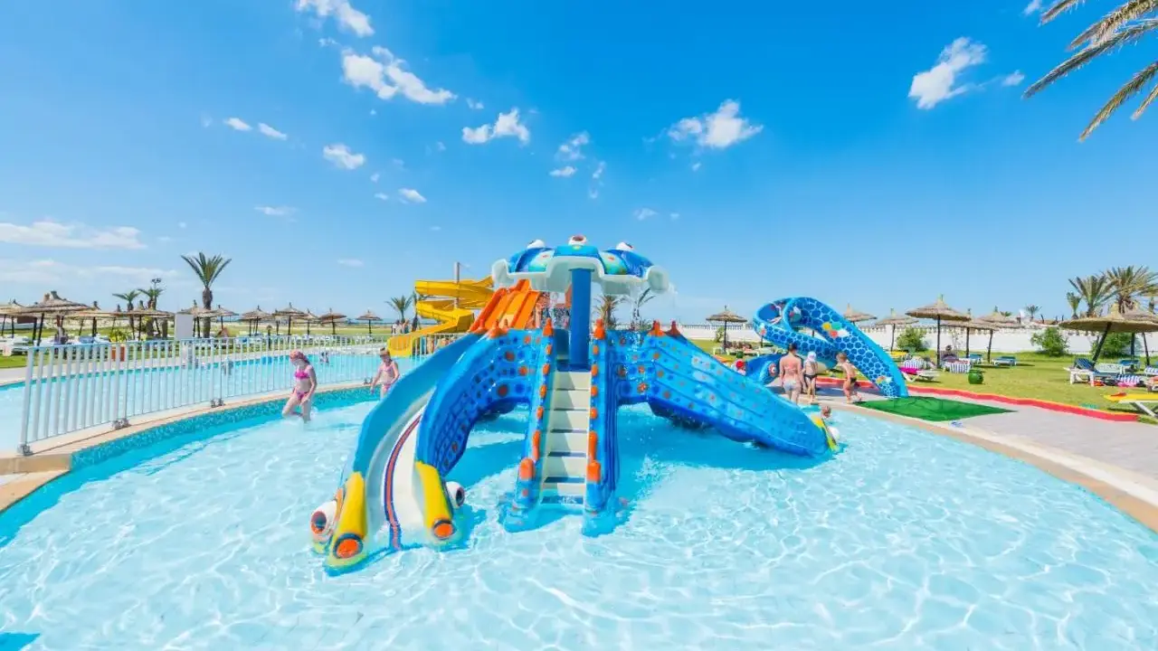 Bella Vista Family Resort(Ex:Le Soleil B