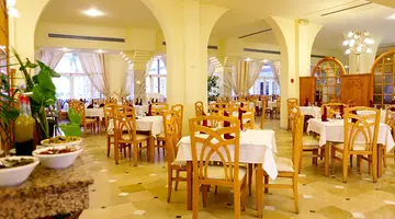 BELLA VISTA FAMILY RESORT (ex. LE SOLEIL BELLA VIS