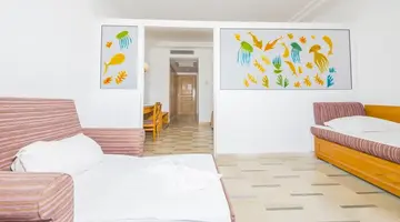 Bella Vista Family Resort(Ex:Le Soleil Bella Vista Resort)