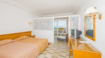Bella Vista Family Resort(Ex:Le Soleil Bella Vista Resort)