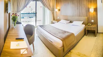 Bella Vista Family Resort(Ex:Le Soleil Bella Vista Resort)
