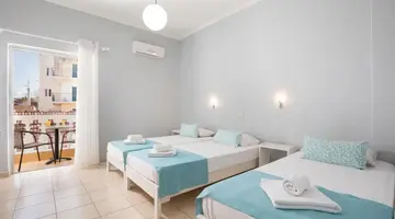 Bella Vista Hotel and Studios