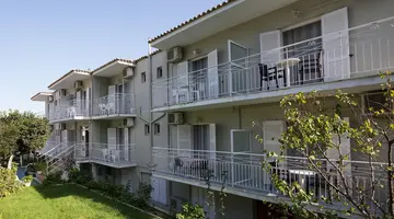 Bella Vista Hotel and Studios