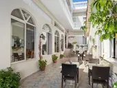Bella Vista Hotel and Studios