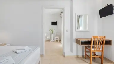 Bella Vista Hotel and Studios