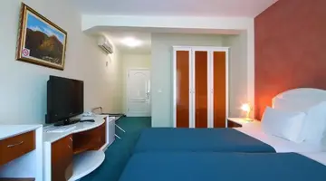BELLA VISTA