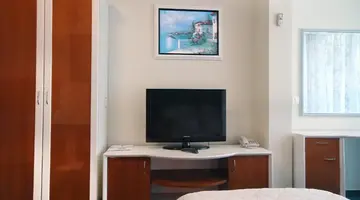 BELLA VISTA