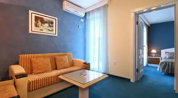 BELLA VISTA
