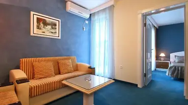 BELLA VISTA