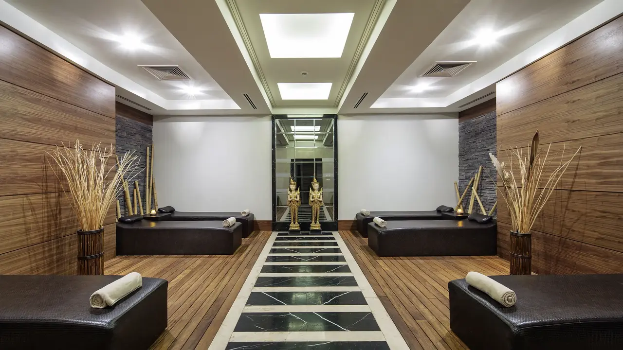 BELLIS DELUXE HOTEL