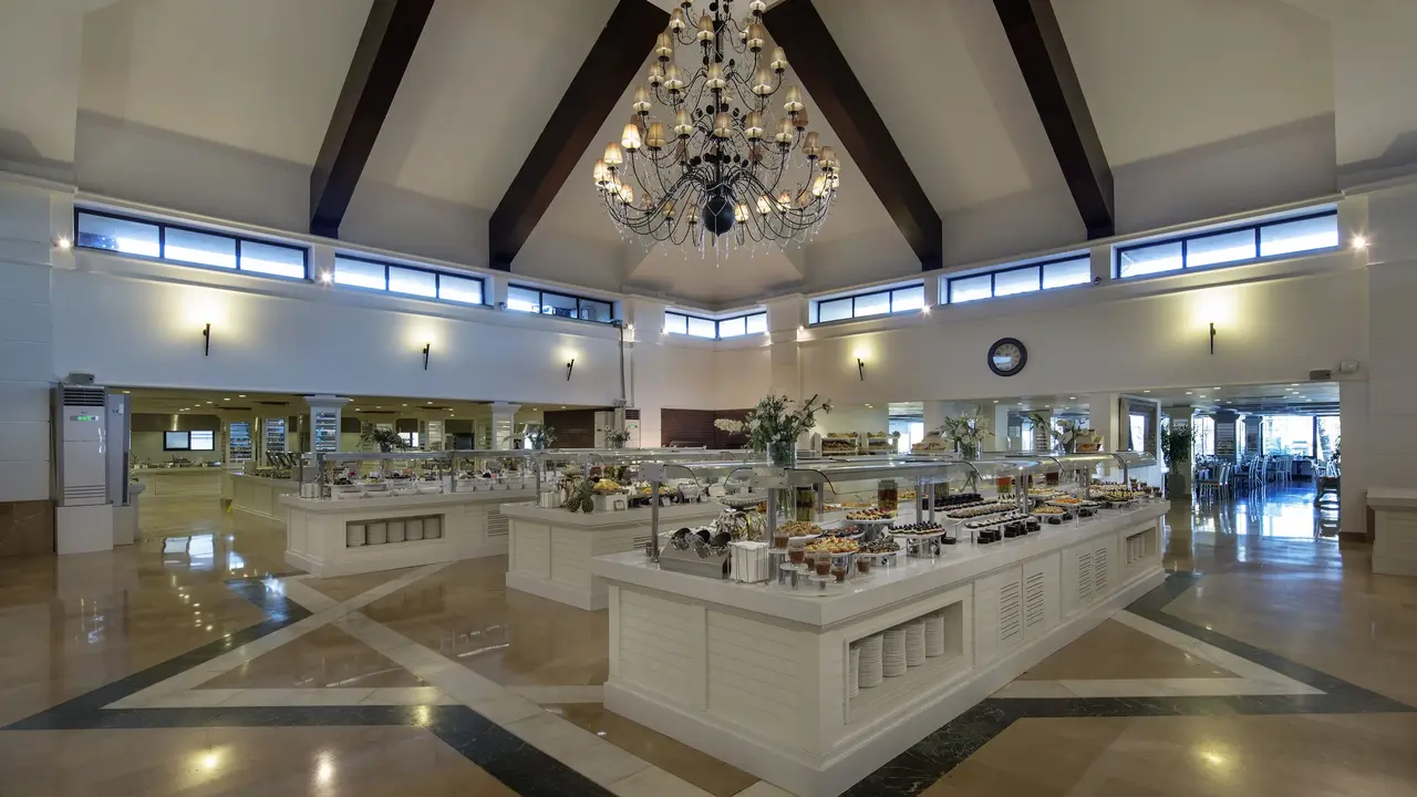 BELLIS DELUXE HOTEL