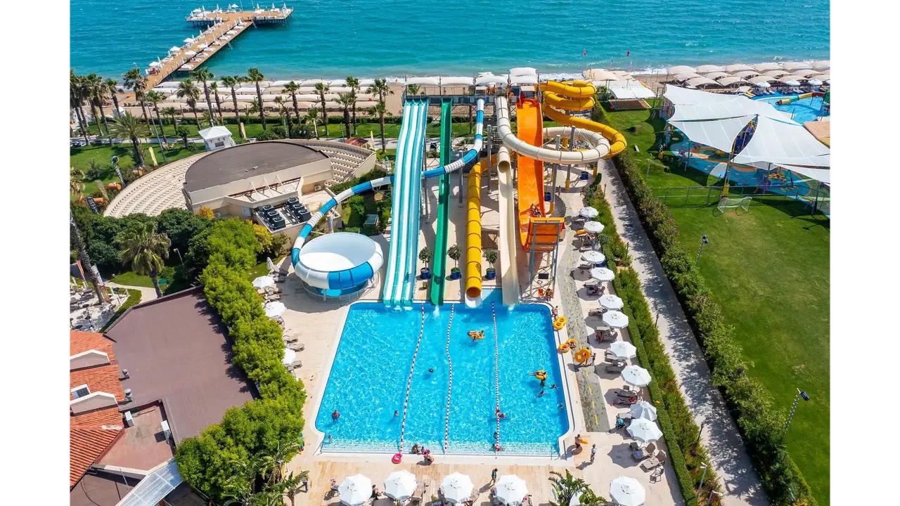 BELLIS DELUXE HOTEL