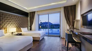 BELLIS DELUXE HOTEL