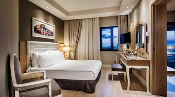 BELLIS DELUXE HOTEL
