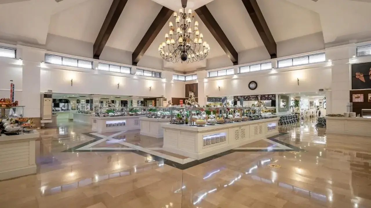 BELLIS DELUXE HOTEL