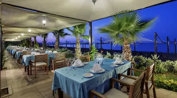 BELLIS DELUXE HOTEL
