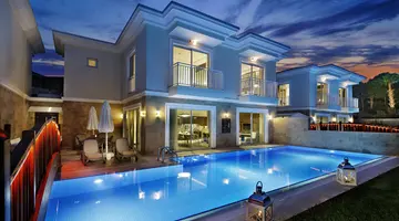 BELLIS DELUXE HOTEL