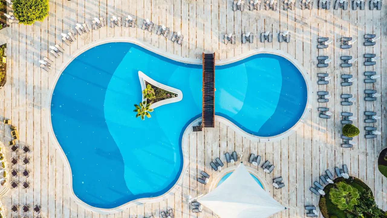 BELLIS DELUXE HOTEL