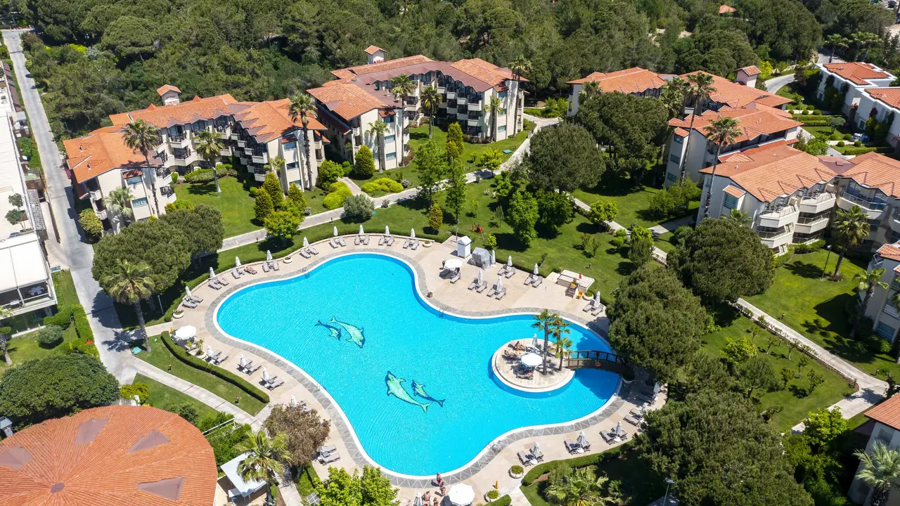 BELLIS DELUXE HOTEL