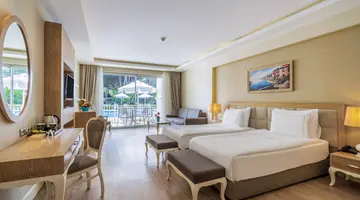 BELLIS DELUXE HOTEL