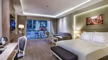 Bellis Deluxe Hotel