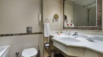 BELLIS DELUXE HOTEL