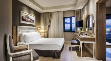 Bellis Deluxe Hotel