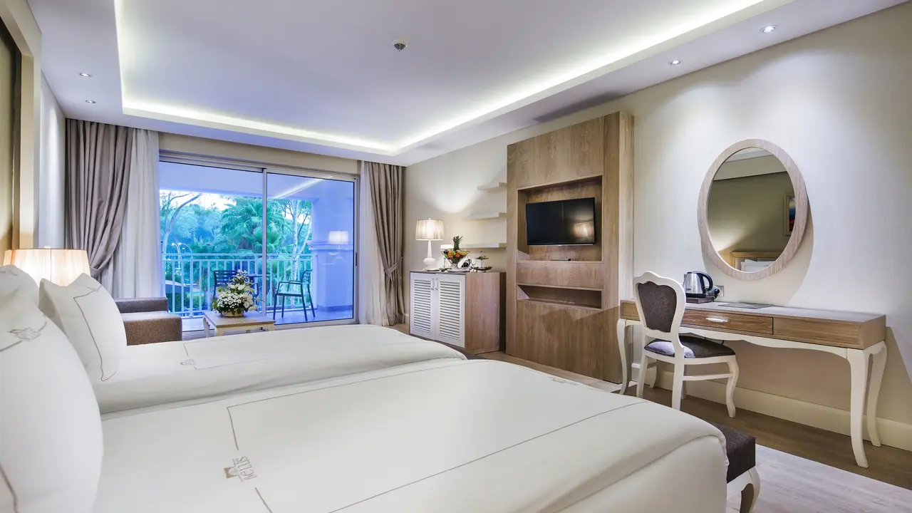 BELLIS DELUXE HOTEL