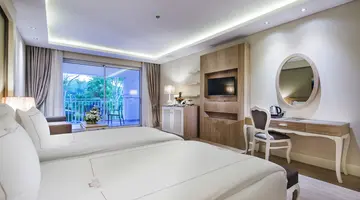 BELLIS DELUXE HOTEL