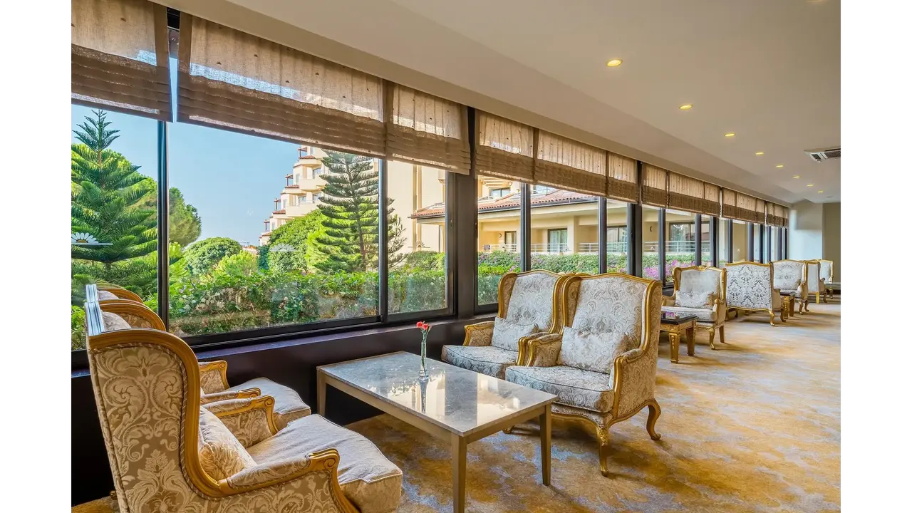 BELLIS DELUXE HOTEL