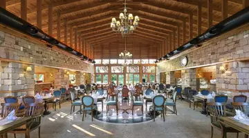 Bellis Deluxe Hotel