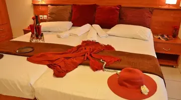 BELUSSI BEACH HOTEL