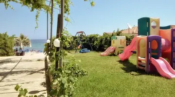 BELUSSI BEACH HOTEL