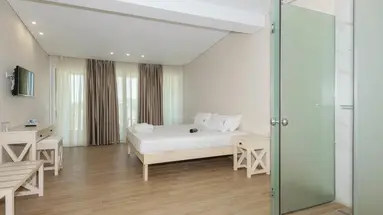 Belussi Beach Hotel