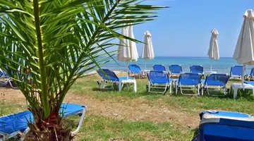 BELUSSI BEACH HOTEL