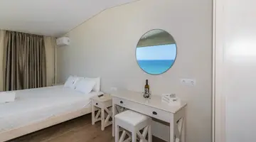 Belussi Beach Hotel