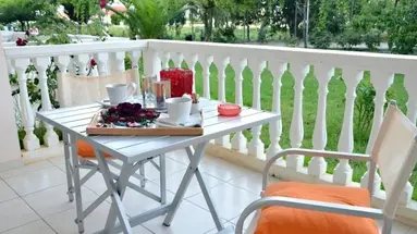 BELUSSI BEACH HOTEL
