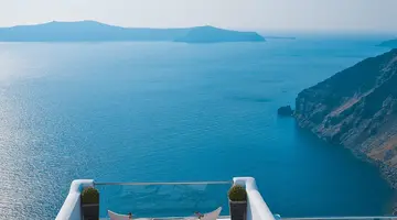 BELVEDERE SUITES SANTORINI