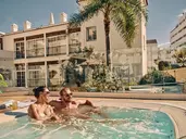 Beneste Villa Flamenca Hotel