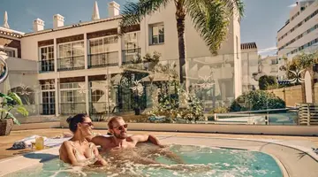 Beneste Villa Flamenca Hotel