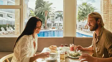 Beneste Villa Flamenca Hotel