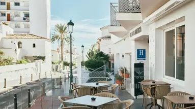 Beneste Villa Flamenca Hotel