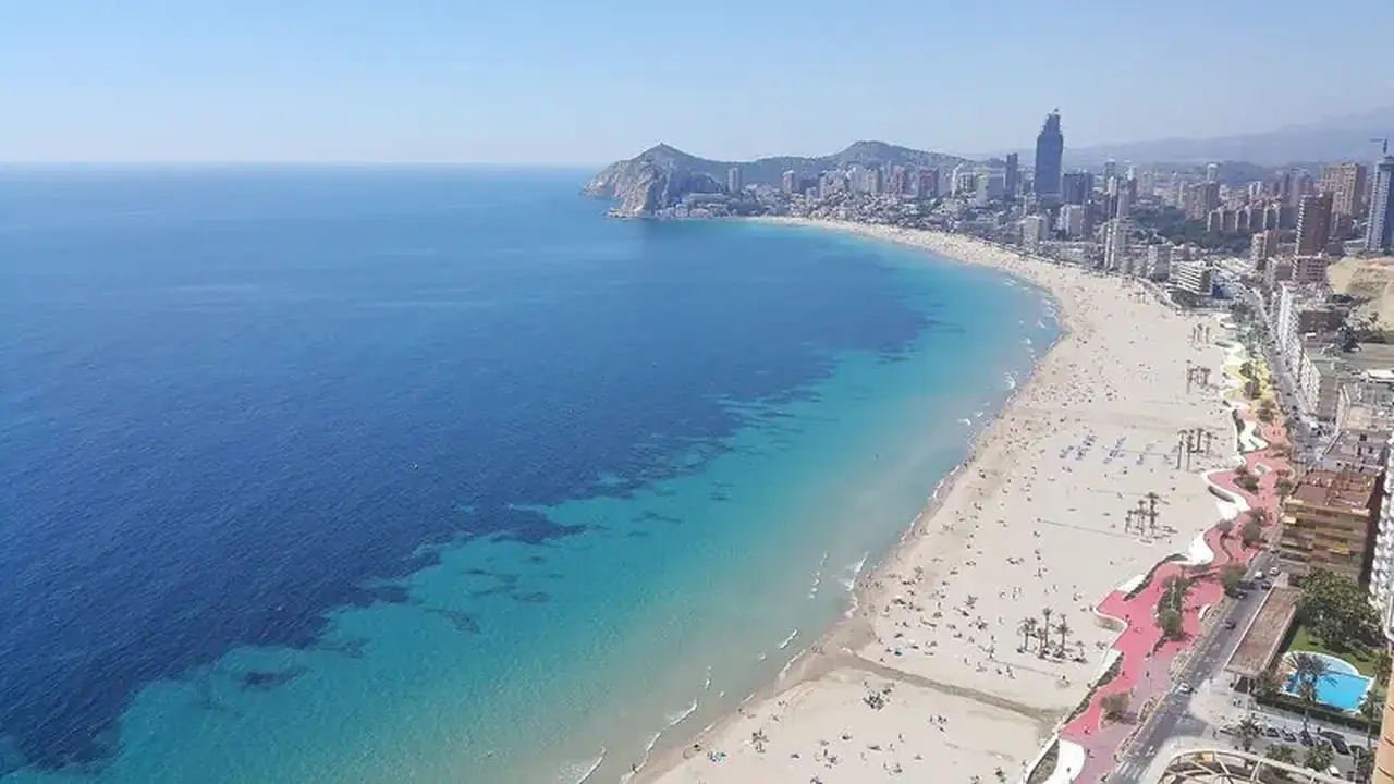 Benibeach Apt