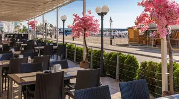 BERLIN GOLDEN BEACH