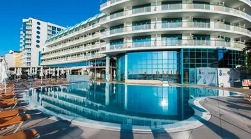 BERLIN GOLDEN BEACH