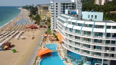 BERLIN GOLDEN BEACH