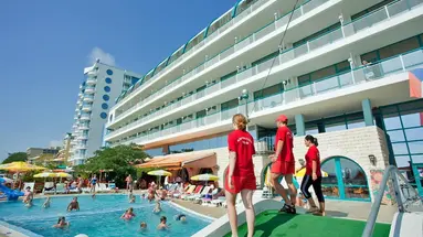 BERLIN GOLDEN BEACH